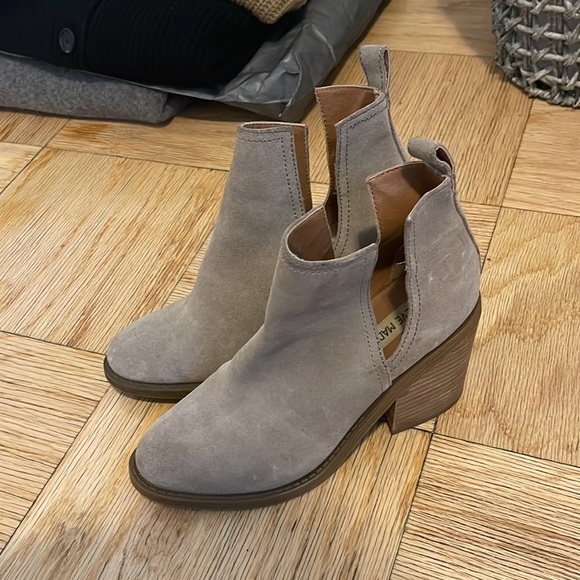 Steve Madden Booties | size 6.5 - Picture 3 of 6